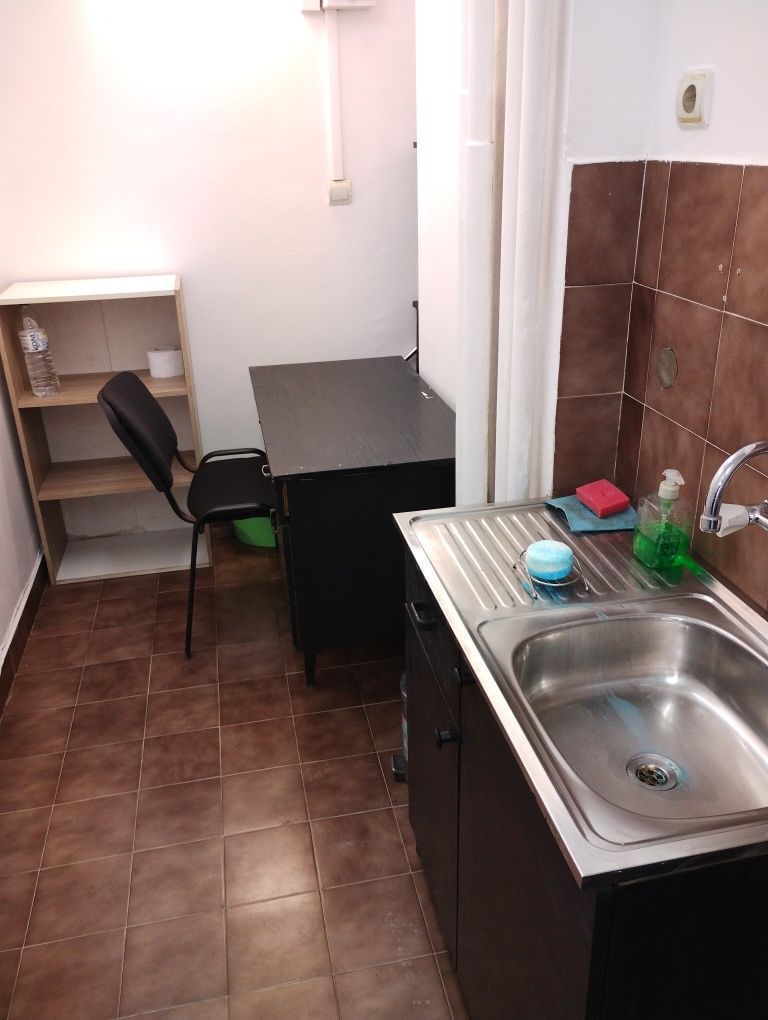 Продава се Офис в София, Банишора - 10 кв.м за 9 €/кв.м - Снимка #3
