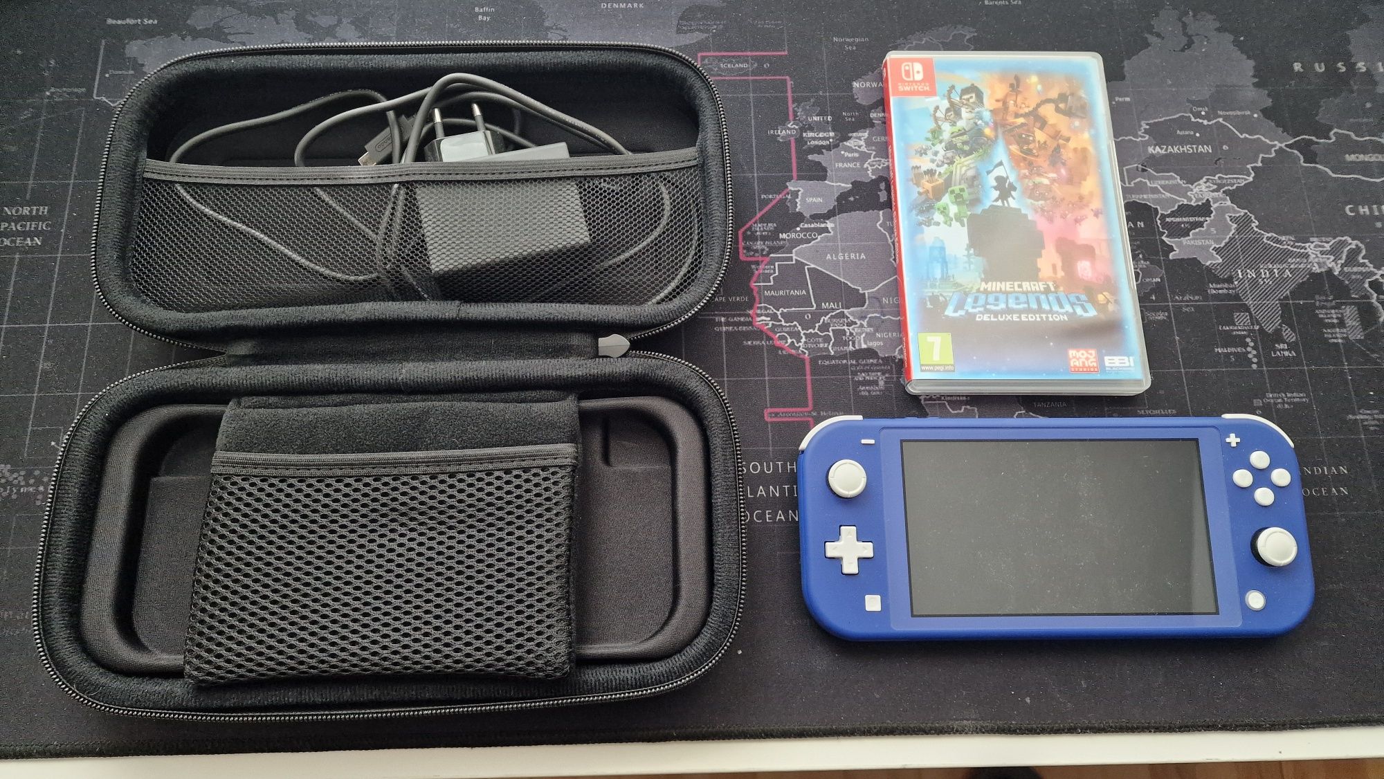 Nintendo switch lite + 1 game