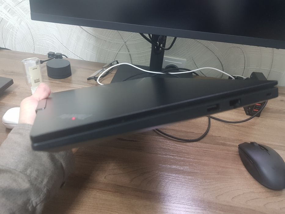 Lenovo Thinkpad E14 Gen 7 32GB DDR5 512 SSD