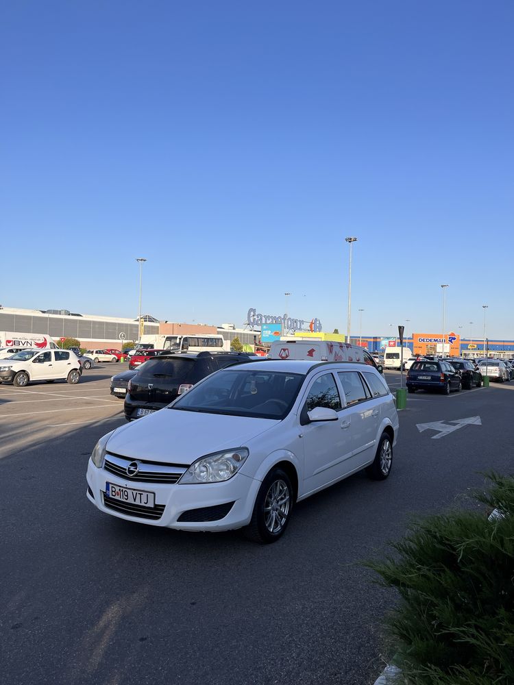 Opel astra H din 2009 motor 1.6 benzina euro 4 km 210000