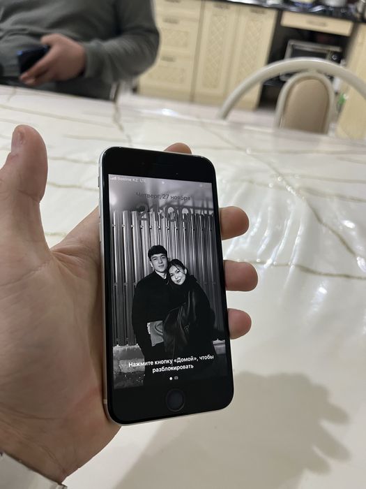 Айфон се 2020……..