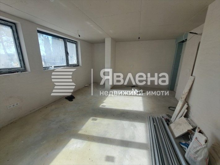 Двустаен апартамент до Морска градина