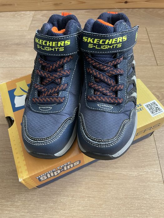 Skechers светещи боти за момче 30