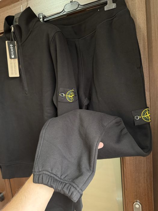 Compleu Stone Island