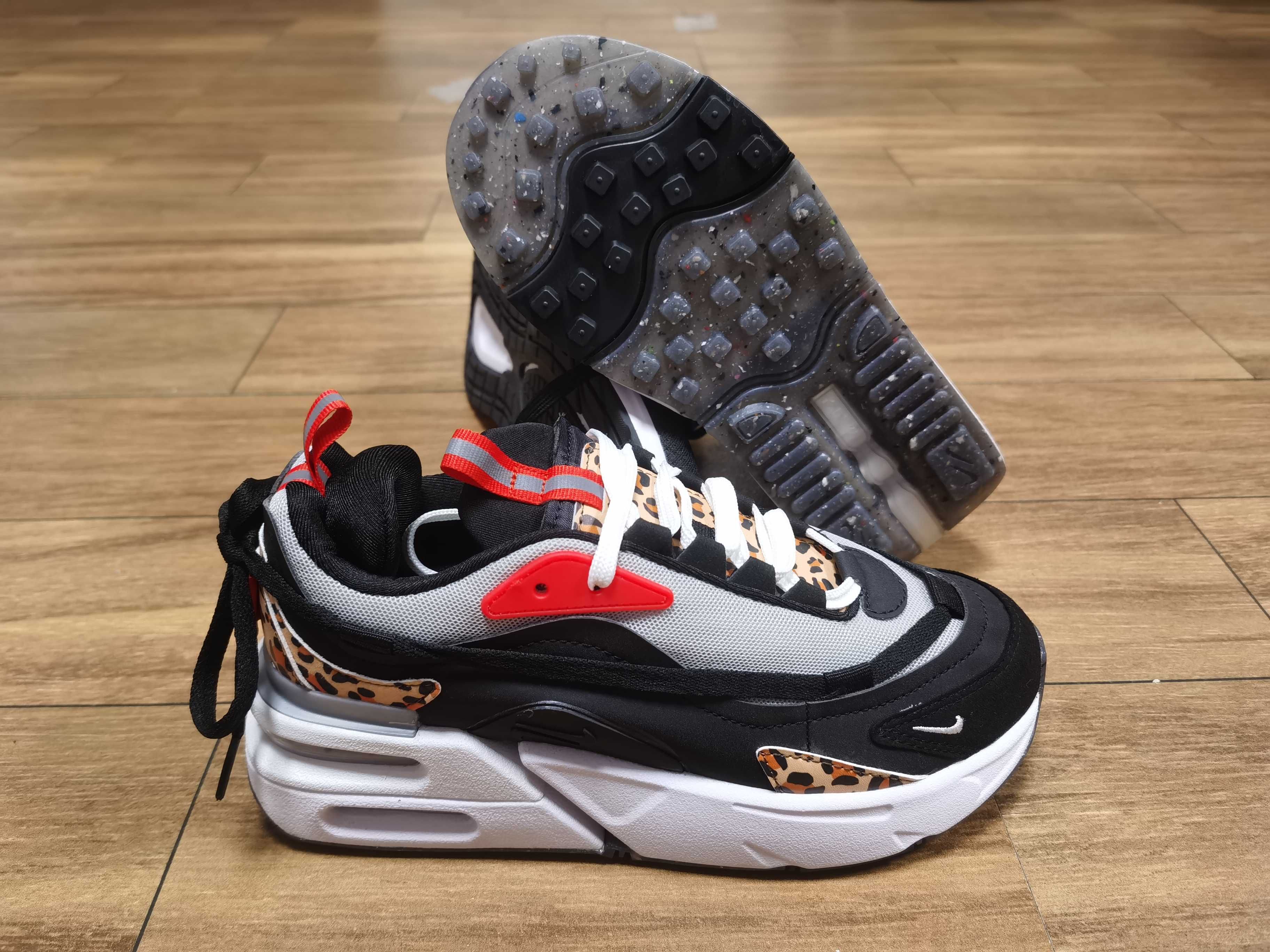 Нови дамски маратонки Nike Air Furyosa leo 37,38,39,40