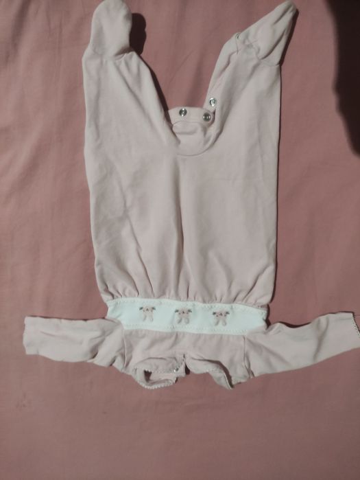 Бебешки ромпъри 0-3 месеца 56/62 размер ,подходящи за момече