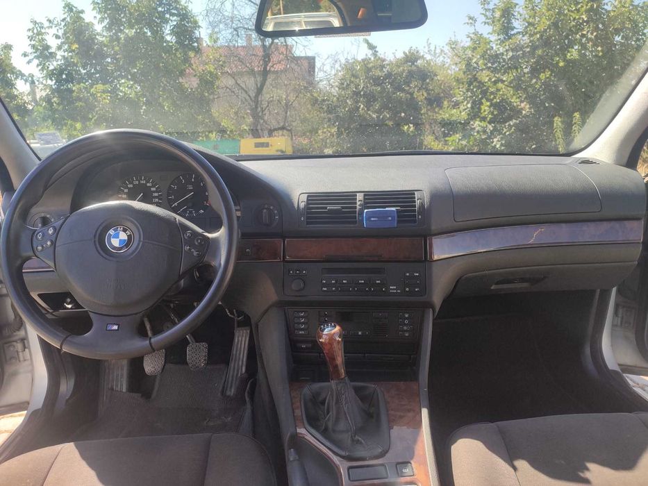 На части: BMW E39 520I M52B20 150кс.