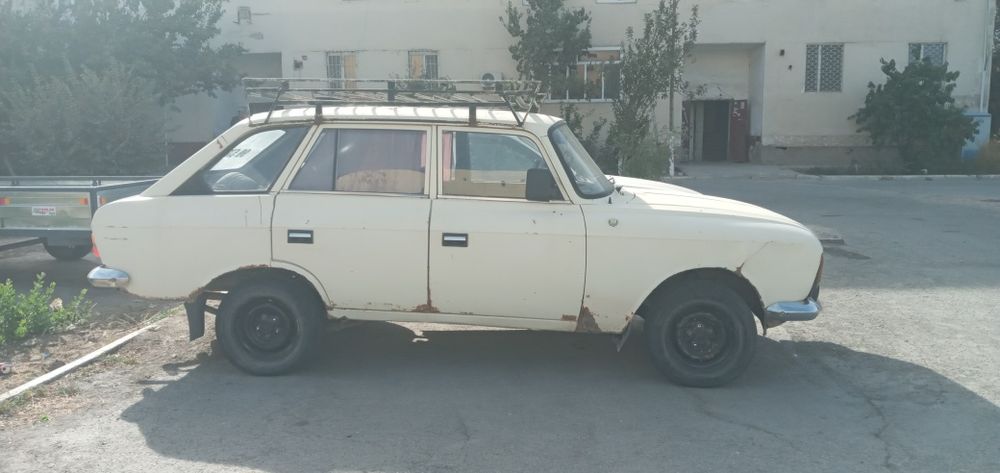 Moskivich.kombi satilad. Galishamiz
