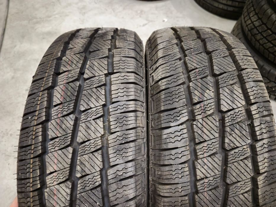 2 anvelope iarna noi Torque 215 65 15C