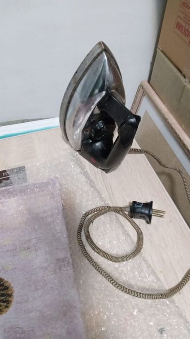 Утюг советский рабочий