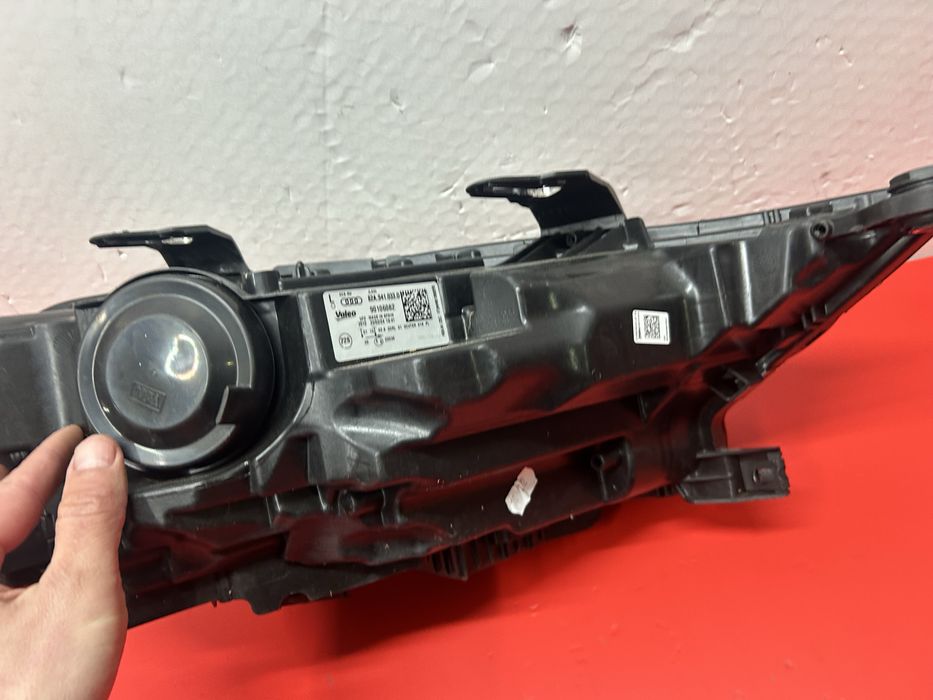 Far Audi A1  82A full led 2018-2022 stanga