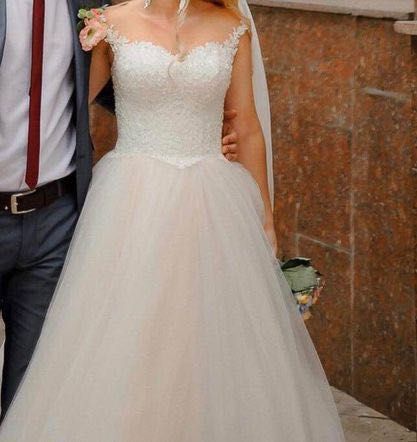 Rochie de mireasă tip prințesă