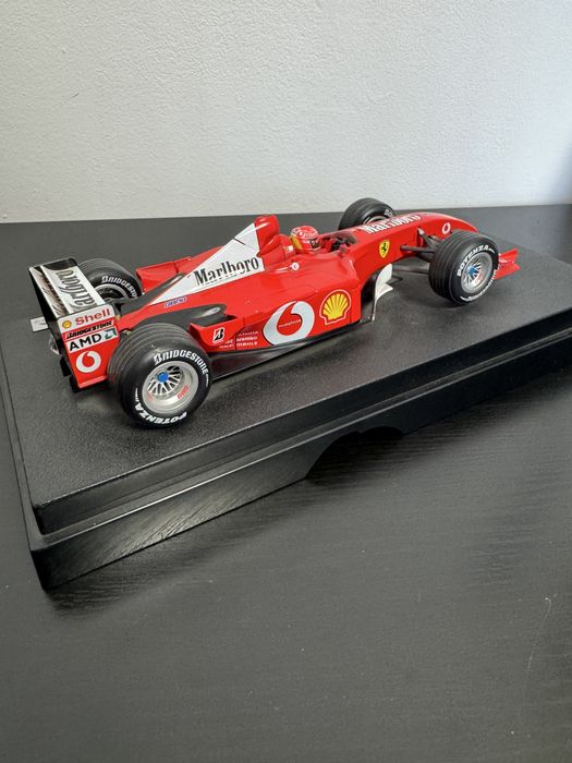 Macheta Ferrari 1:18
