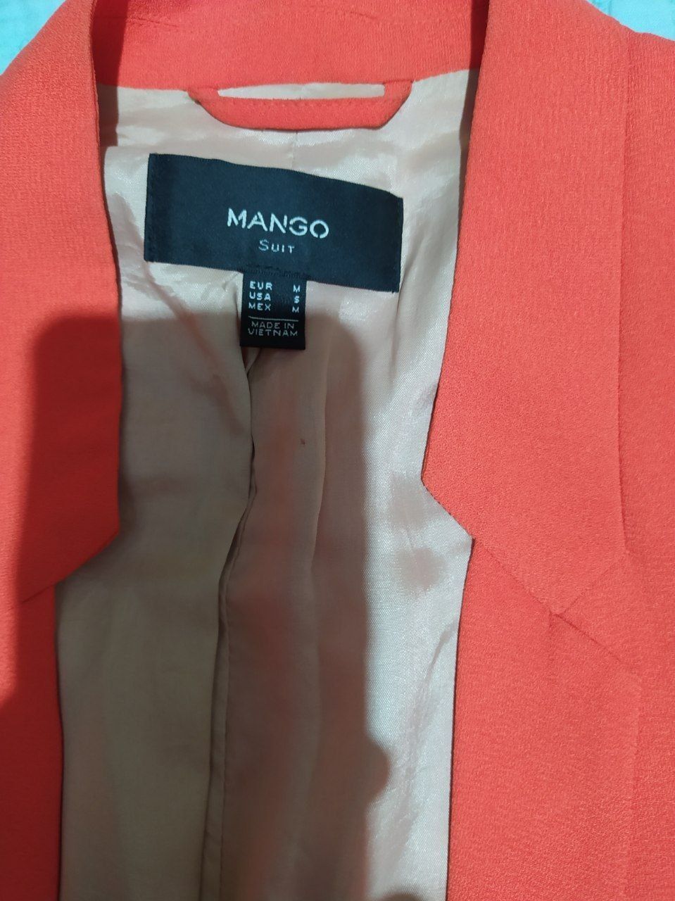 Жакет, блейзер, пиджак Mango