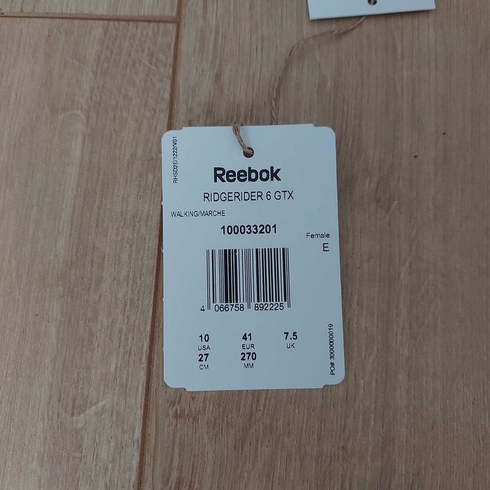 Нови оригинални маратонки REEBOK