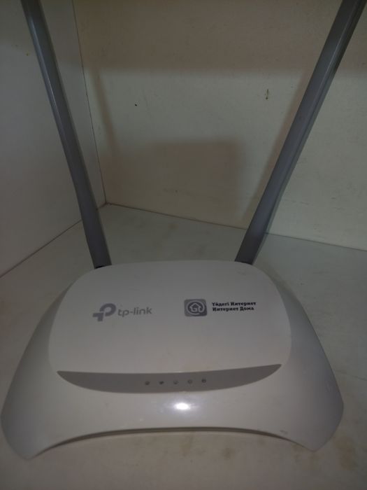 Продам Wi-Fi роутер TP-Link от билайна "Интернет дома".