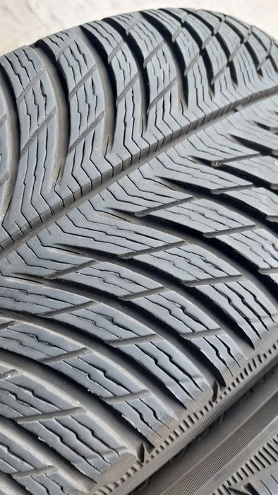 Зимни гуми 235/60/18 Michelin Pilot Alpin 5 Suv 4 броя