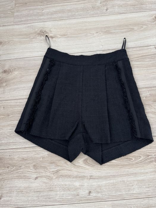 Къси панталонки Junona букле