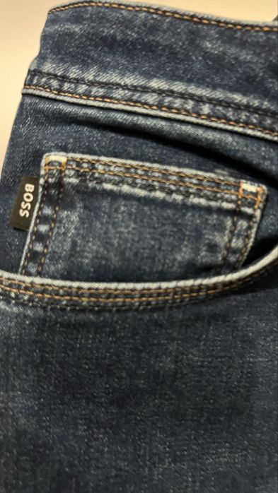 Нов модел Hugo Boss дънки. Налична серия от 31ви до 38ми рязмер