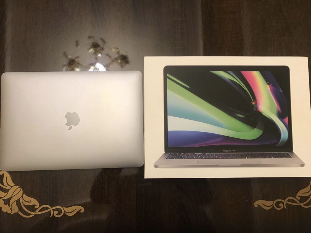 Продается MacBook Pro 13 M1 2020 8GB/512GB Grey