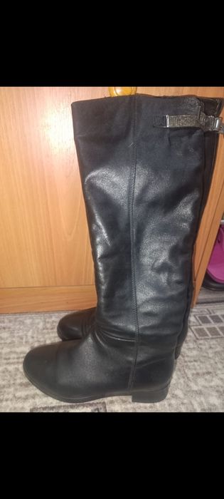 Зимние кожанные сапоги