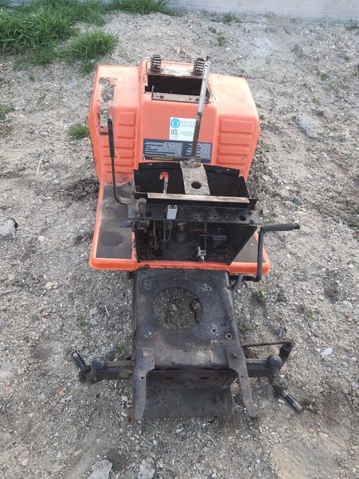 Sasiu de tractoras gazon