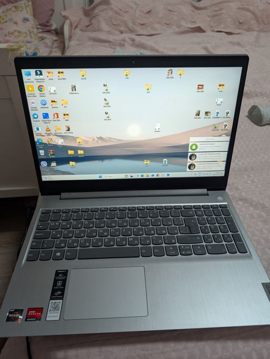 IdeaPad 3 15ADA05 Laptop