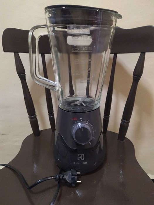 Блендер EVO Electrolux Creative Collection, 700W, 1.5L