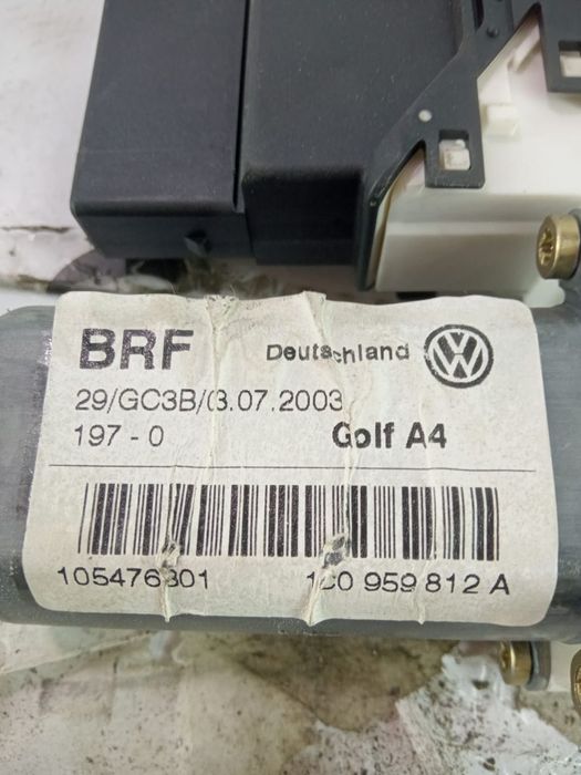 Motoras macara dreapta spate 1c0959812a Volkswagen VW Bora 1