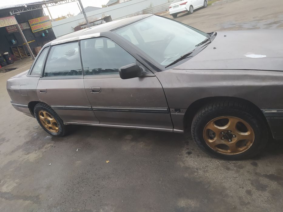 Субару сатылады срочно.