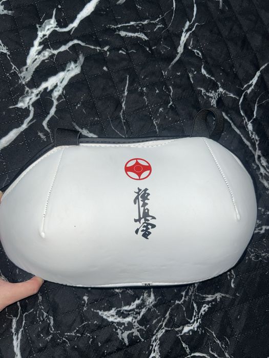 Нагрудник для каратэ