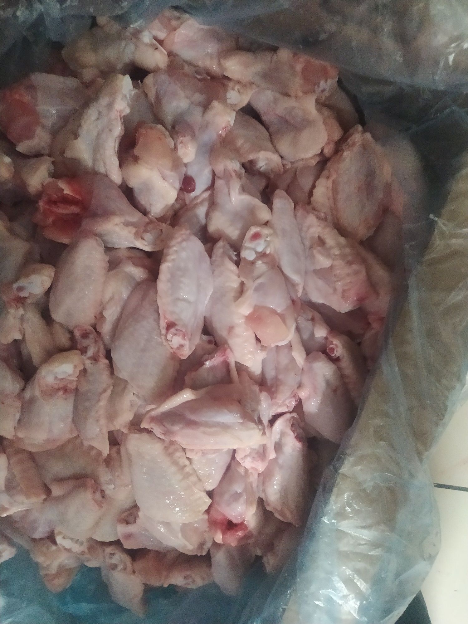 Стрипцы Грудка и крылья и мяса от окорочка