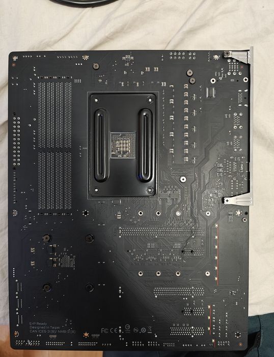 Placa de baza AORUS PRO x570