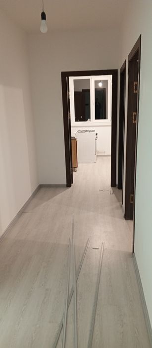 Аврорада янги домдан 3 хонали уй ижарага берилади 5-этаж гиламлари бор