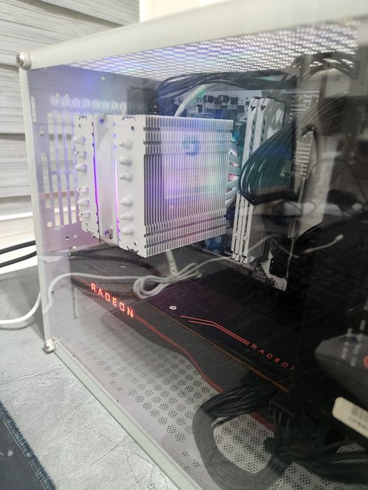 Мощный МиниПК I5 12400F/8x2 16gb/5700xt