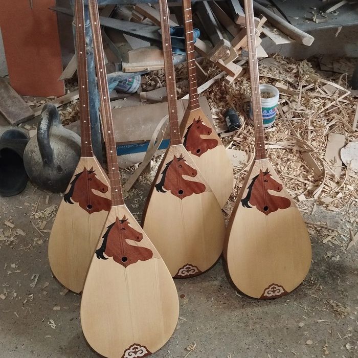 Домбыра шеберханасы