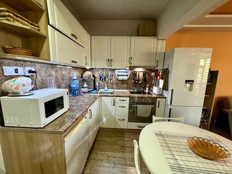 Продава се Многостаен апартамент в Стара Загора, Център - 100 кв.м за 1750 €/кв.м - Снимка #3