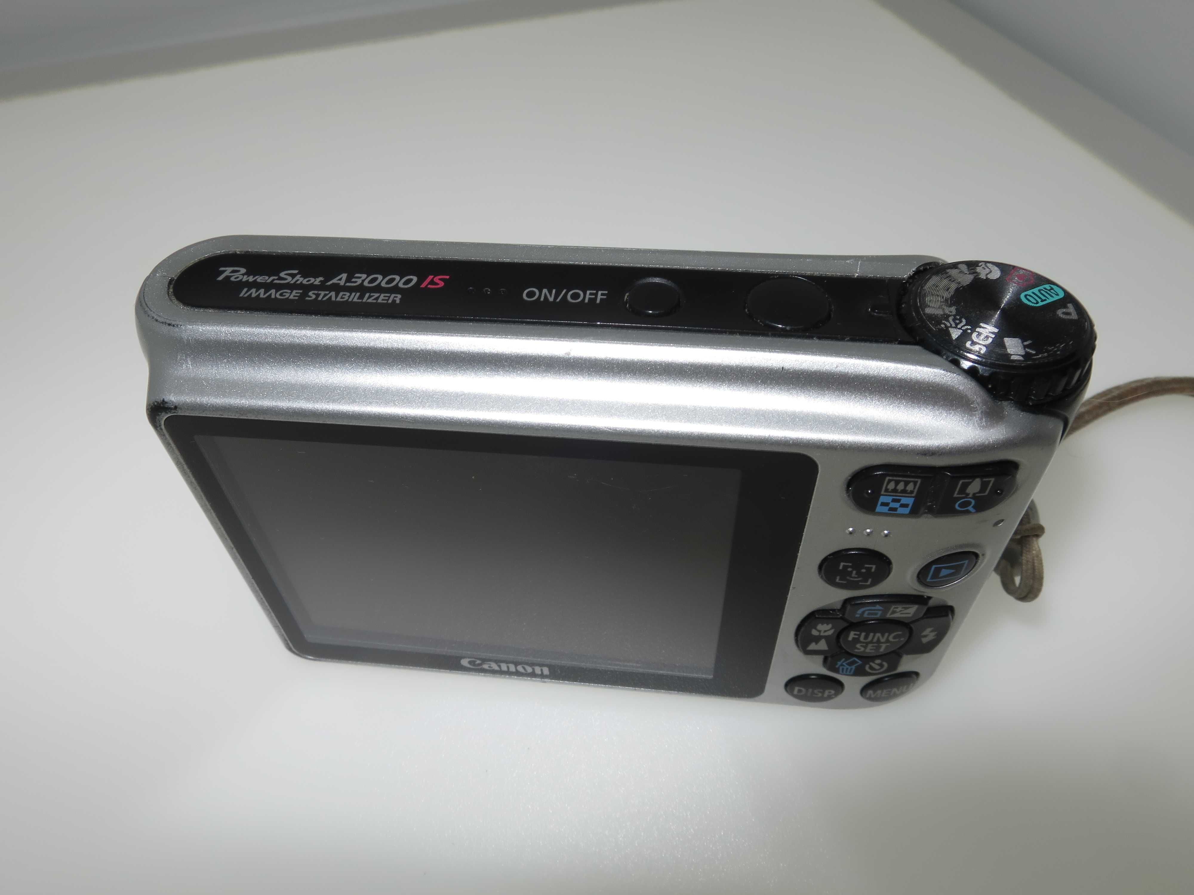 Canon PowerShot A3000 компактен цифров фотоапарат камера работи добре