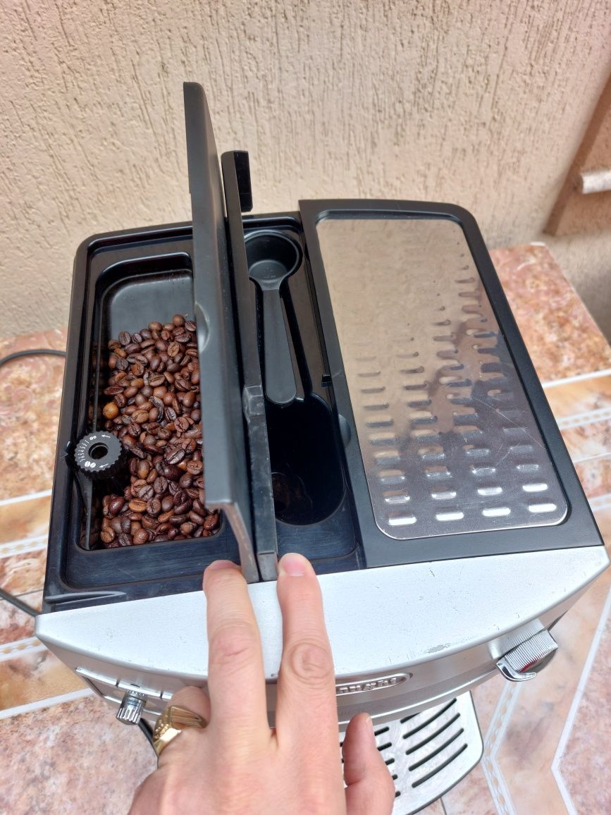 Кафемашина-робот DELONGHI