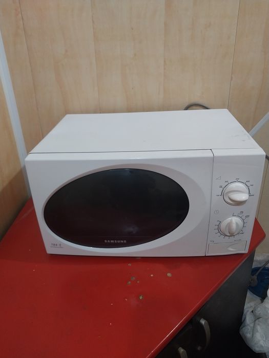 Микроволновка, на запчасти