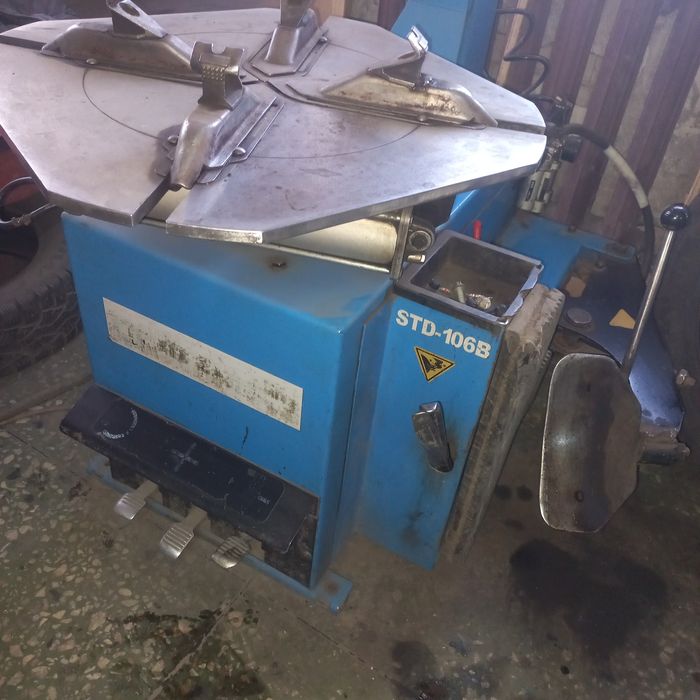 Продам станок для шиномонтажа