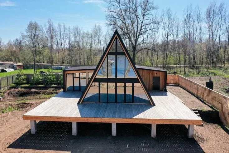 Executam cabane tip A Frame (Acceptam variante auto)