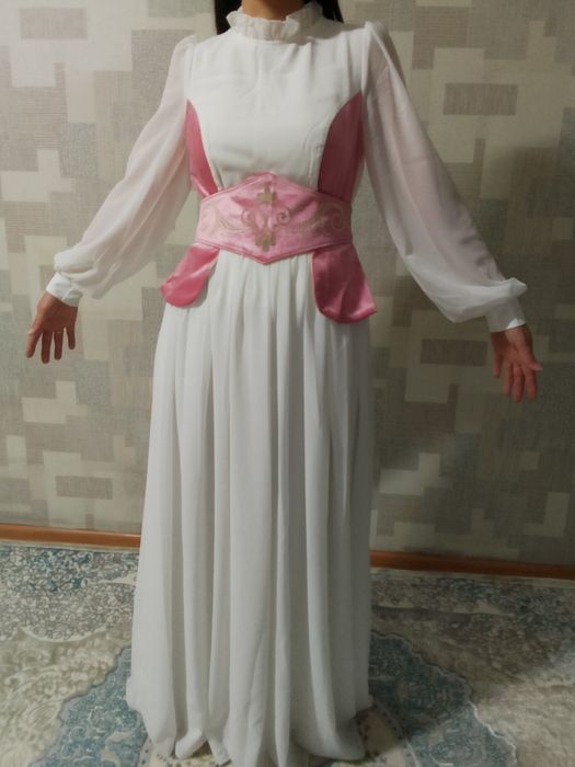 Продам  красивый платья