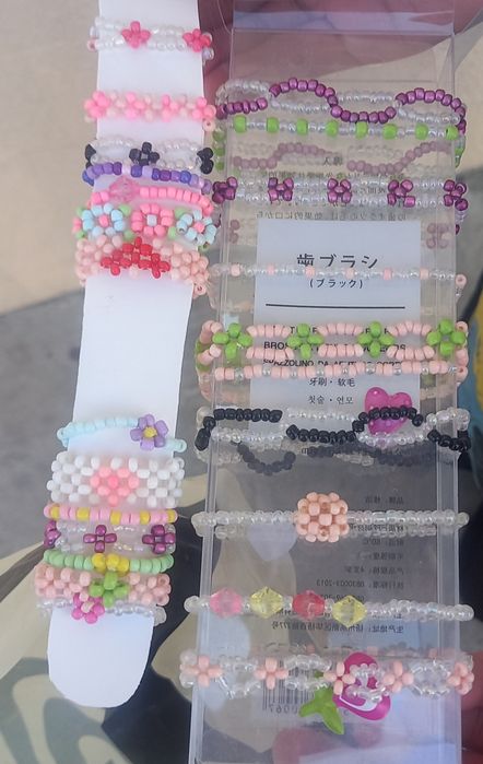 Украшения из бисера