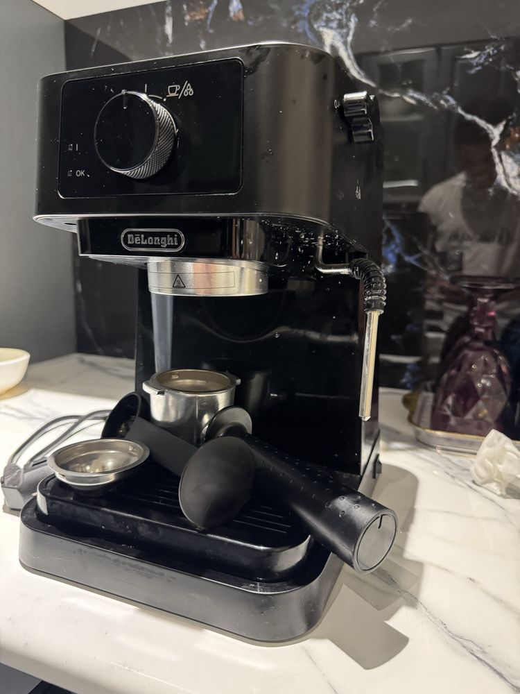 DeLonghi Кофемашина