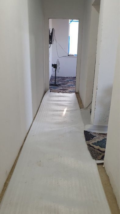 2 xonali 56 kv.m uy sotiladi