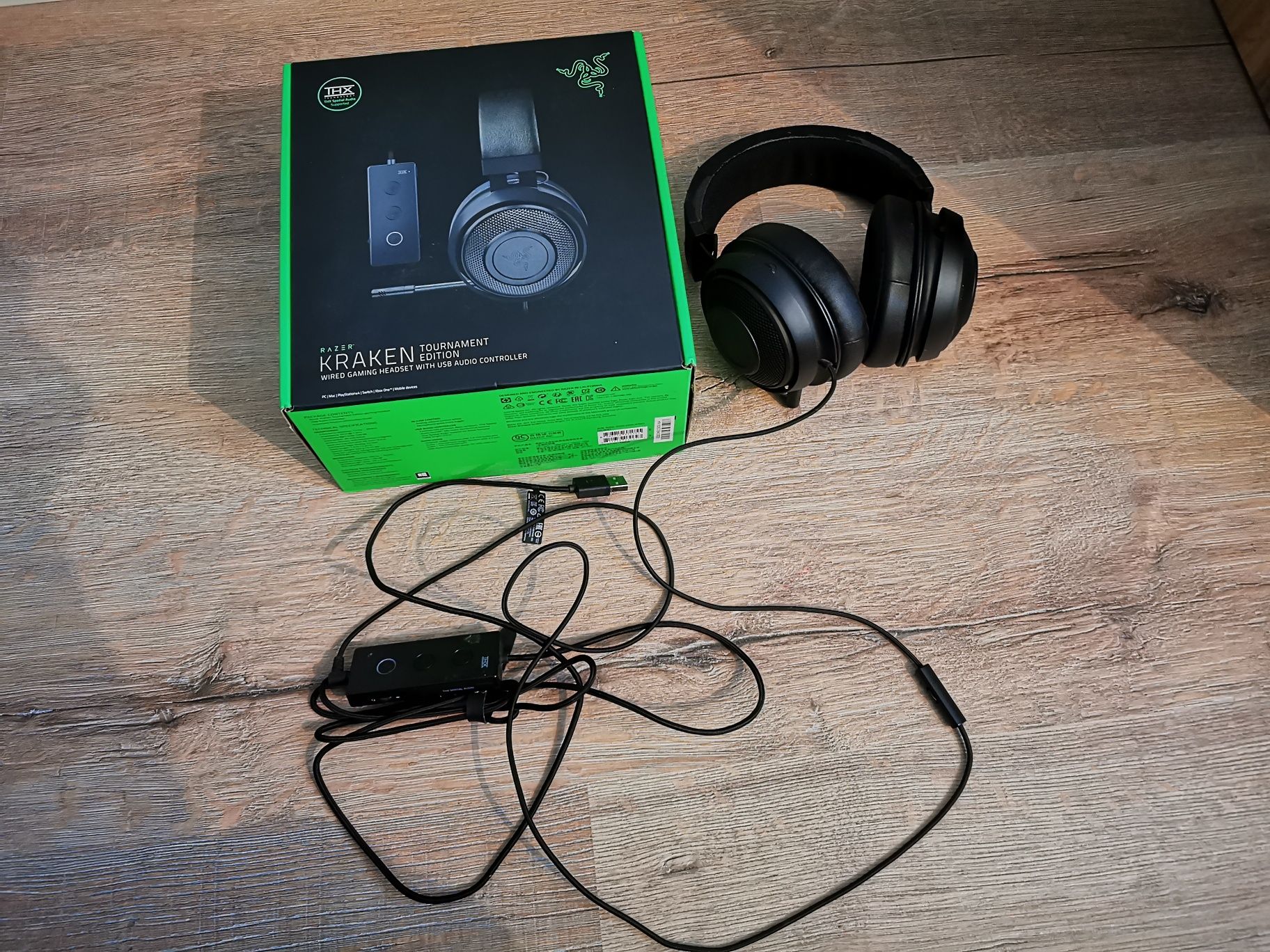 Vand casti Razer Kraken Tournament Edition 2019