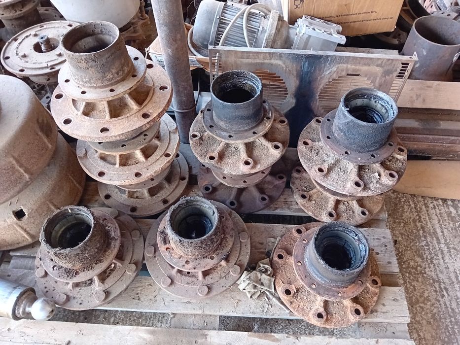 Butuci remorcă agricola