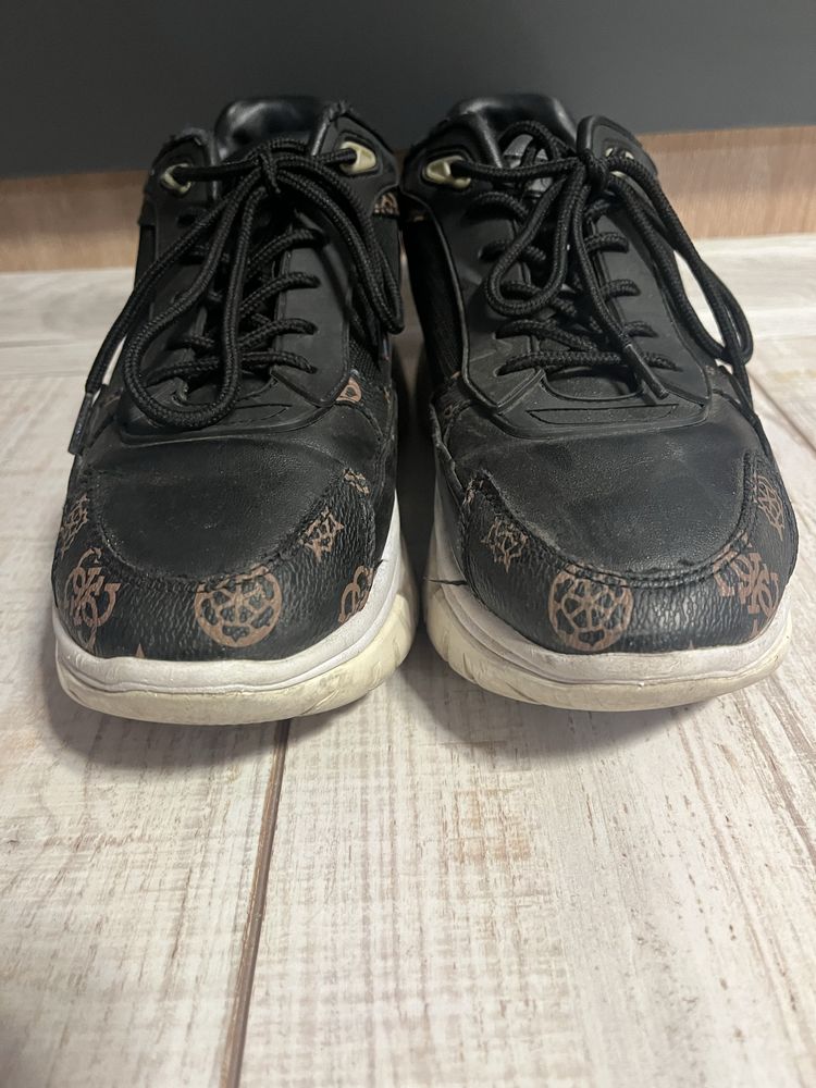 Дамски обувки Guess