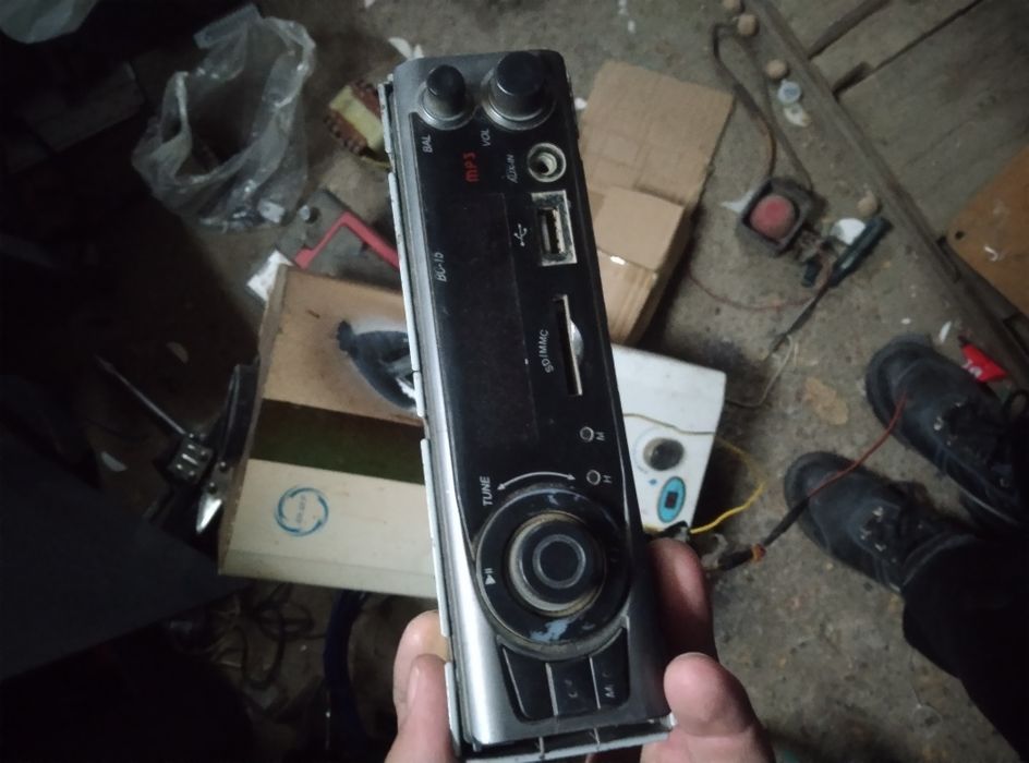 Магнитафон для автомобилей автомагнитафон